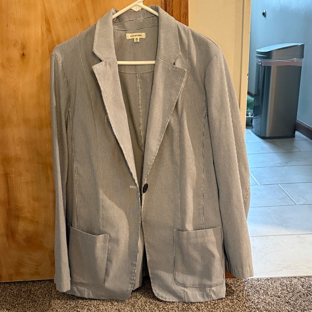 Max Studio Women's Striped Blazer - Gray